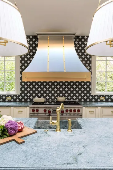 Metal Stainless Steel Big Kitchen Range Hood Black Wall Mount with Towel Bar 